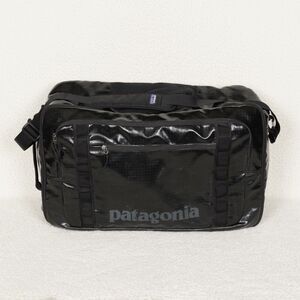 Patagonia Black Hole MLC 45L Black Clamshell Backpack Shoulder Strap Carry On